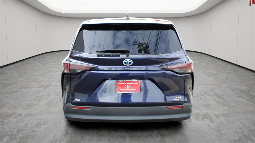 used 2023 Toyota Sienna car, priced at $44,469