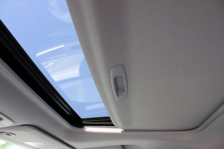 used 2022 Toyota Sienna car, priced at $38,969