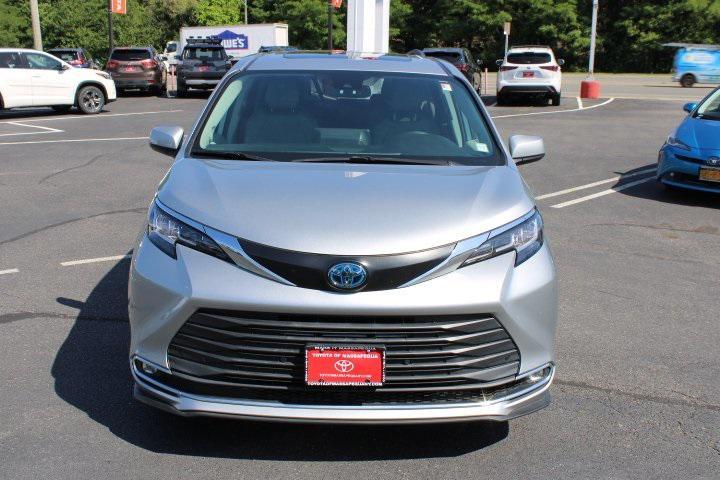 used 2022 Toyota Sienna car, priced at $38,969