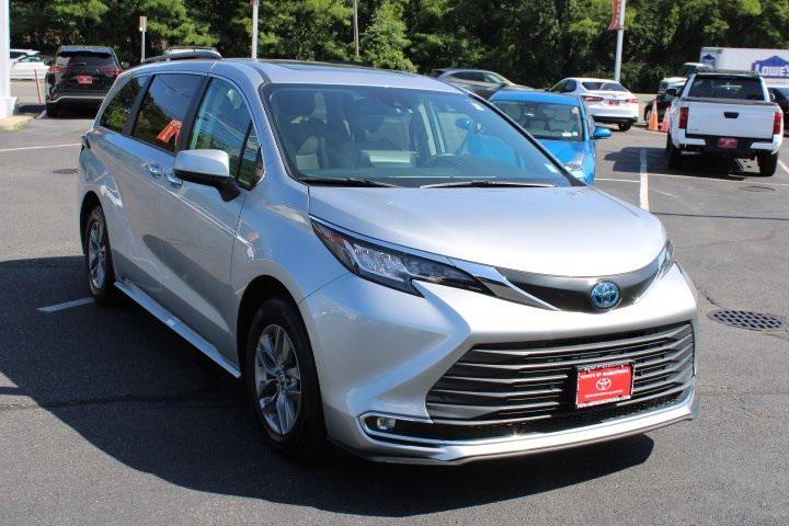 used 2022 Toyota Sienna car, priced at $38,969