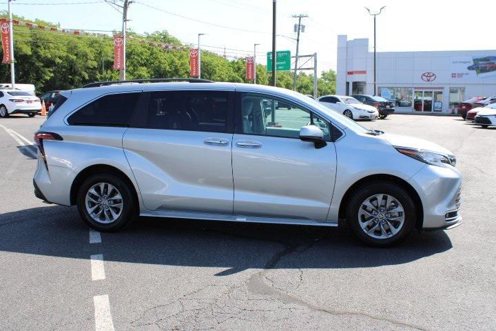 used 2022 Toyota Sienna car, priced at $38,969