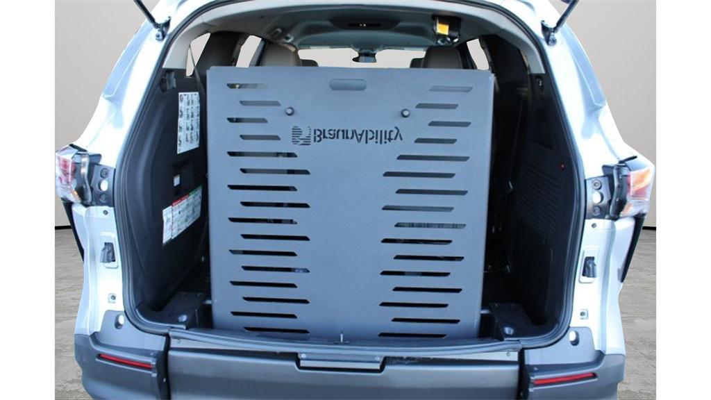 used 2025 Toyota Sienna car, priced at $75,469