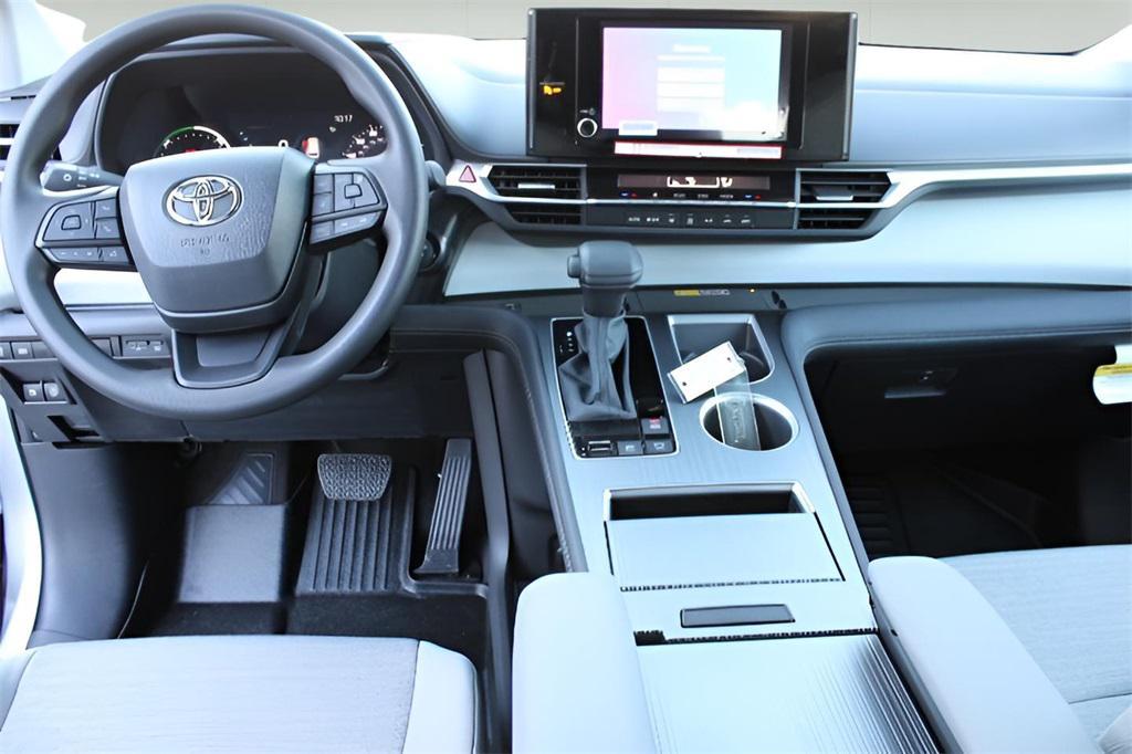 used 2025 Toyota Sienna car, priced at $75,469