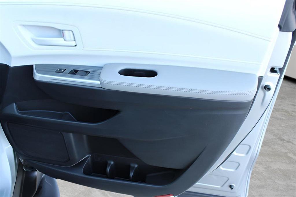 used 2025 Toyota Sienna car, priced at $75,469