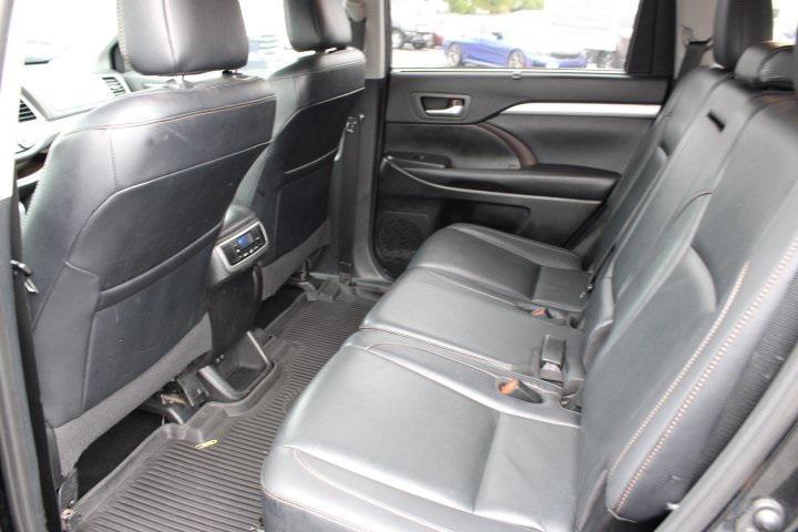 used 2019 Toyota Highlander car, priced at $19,869