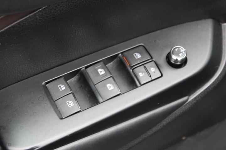 used 2019 Toyota Highlander car, priced at $19,869