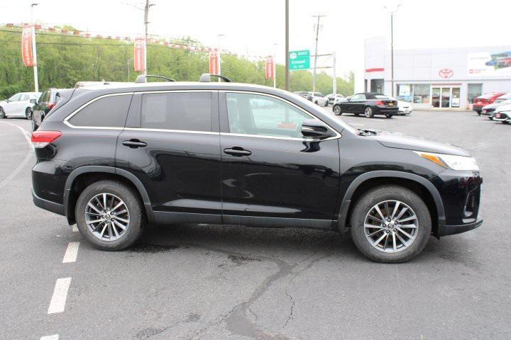 used 2019 Toyota Highlander car, priced at $19,869