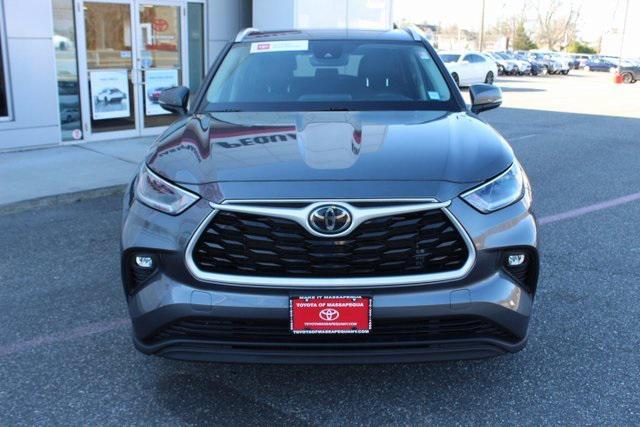used 2021 Toyota Highlander car, priced at $29,969