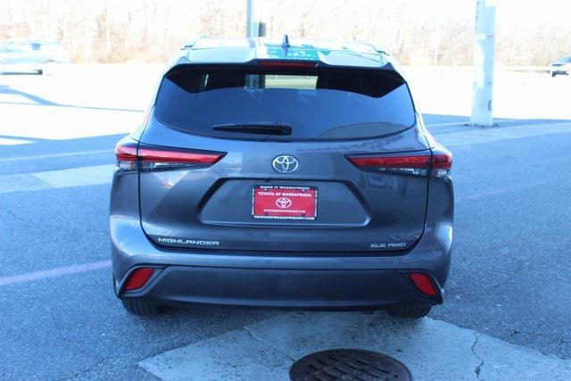 used 2021 Toyota Highlander car, priced at $29,969