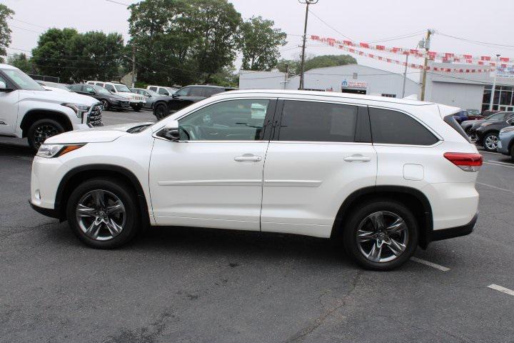 used 2019 Toyota Highlander car, priced at $27,969
