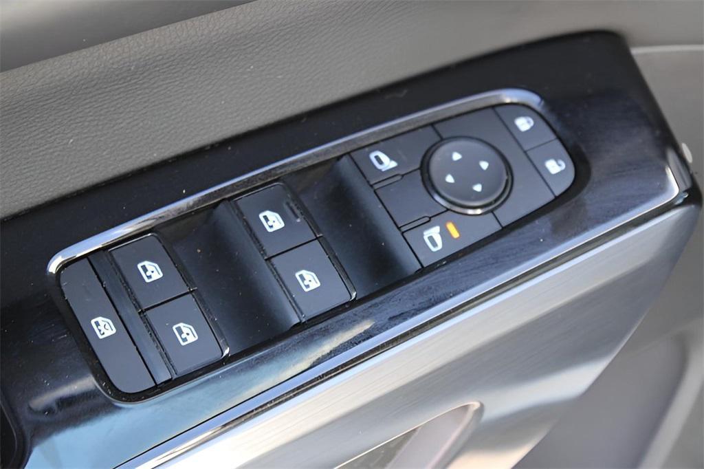 used 2022 Nissan Pathfinder car, priced at $28,469