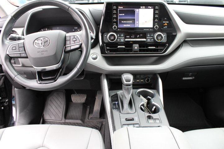 used 2020 Toyota Highlander car, priced at $26,969
