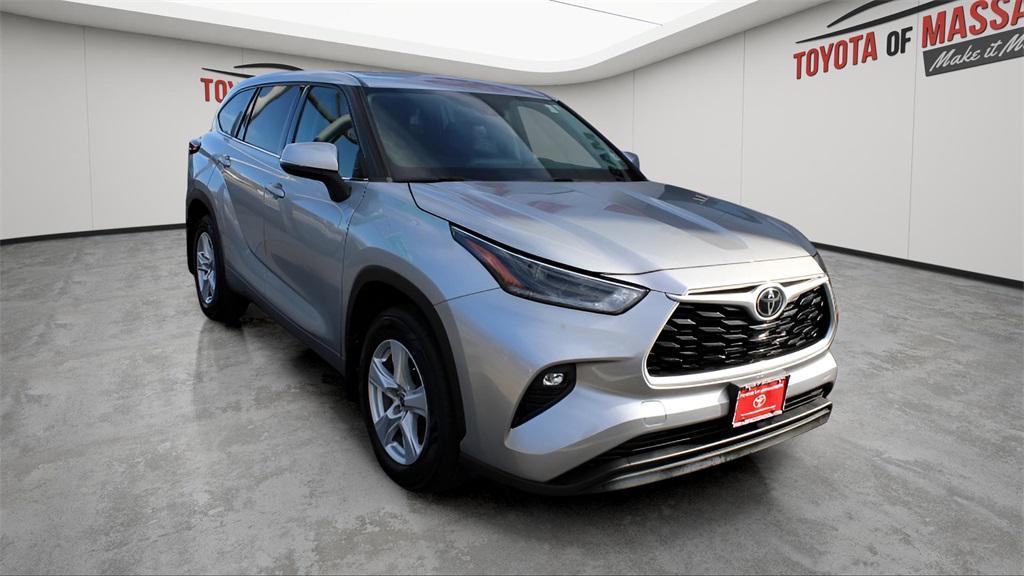 used 2021 Toyota Highlander car, priced at $30,969