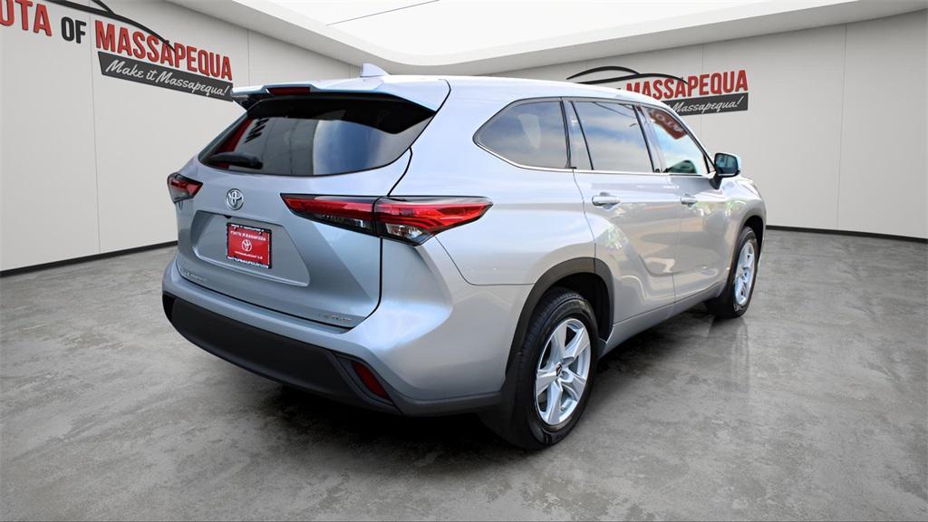 used 2021 Toyota Highlander car, priced at $30,969