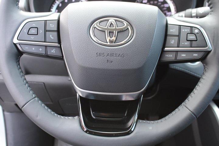 used 2021 Toyota Highlander car, priced at $30,969
