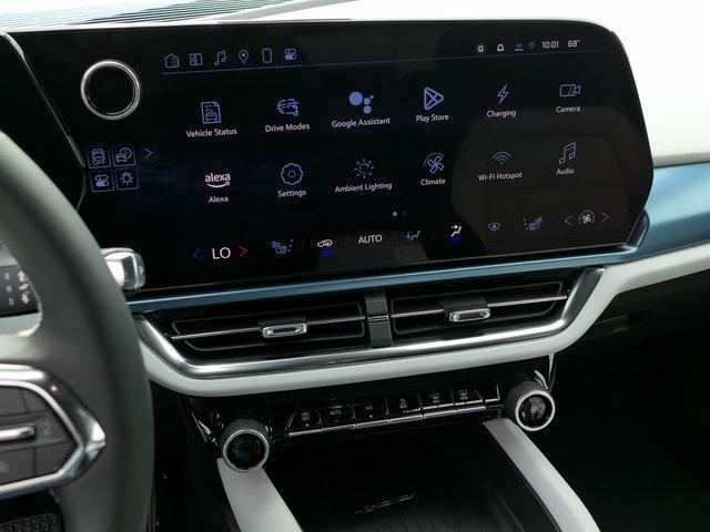new 2025 Chevrolet Equinox EV car, priced at $33,689