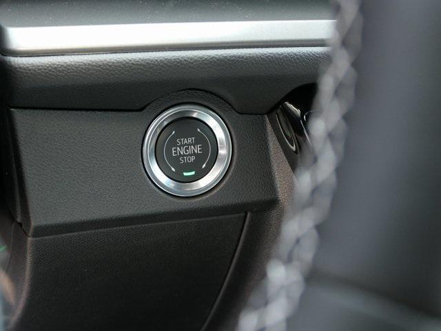 new 2026 Chevrolet Traverse car, priced at $42,195