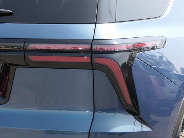 new 2026 Chevrolet Traverse car, priced at $42,195