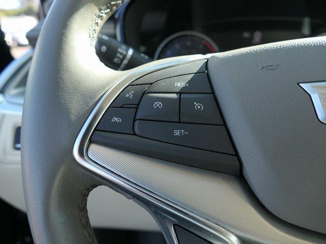 used 2022 Cadillac XT5 car, priced at $32,700