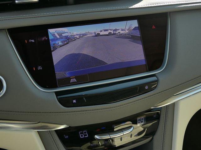 used 2022 Cadillac XT5 car, priced at $32,700