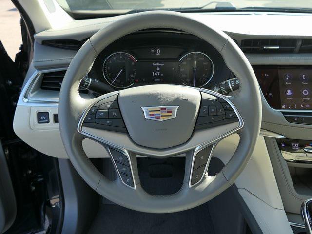 used 2022 Cadillac XT5 car, priced at $32,700