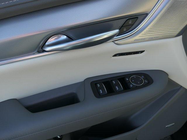 used 2022 Cadillac XT5 car, priced at $32,700