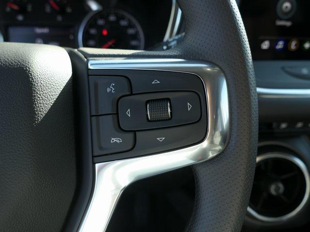 new 2025 Chevrolet Blazer car, priced at $36,995