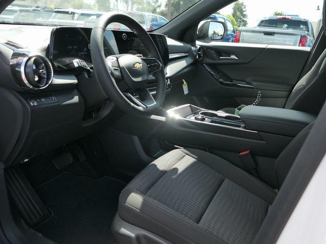 new 2026 Chevrolet Equinox car, priced at $25,995