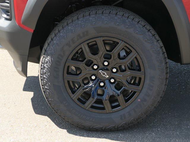 new 2025 Chevrolet Colorado car, priced at $37,995
