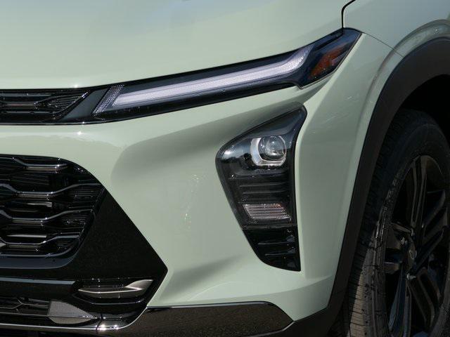 new 2025 Chevrolet Trax car, priced at $26,285