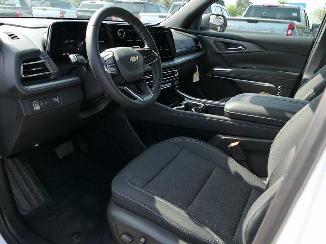 new 2025 Chevrolet Traverse car, priced at $42,494