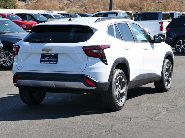 new 2025 Chevrolet Trax car, priced at $25,330