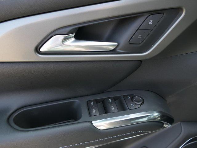 new 2025 Chevrolet Traverse car, priced at $44,995