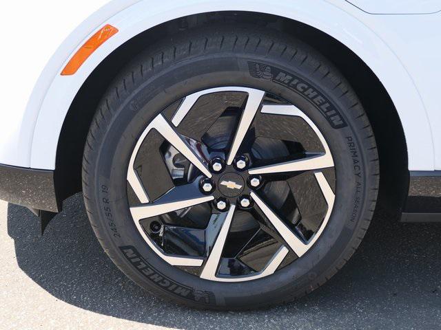 new 2025 Chevrolet Equinox EV car, priced at $33,090