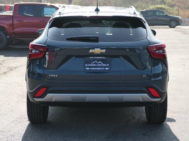 new 2025 Chevrolet Trax car, priced at $25,080
