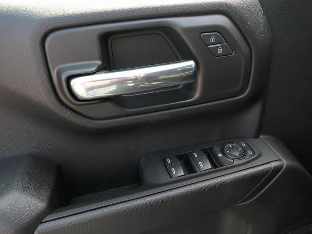 new 2025 Chevrolet Silverado 1500 car, priced at $41,984