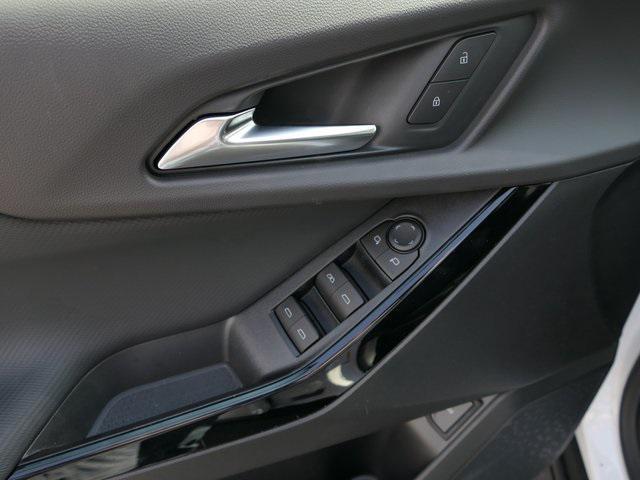 new 2026 Chevrolet Equinox car, priced at $32,998