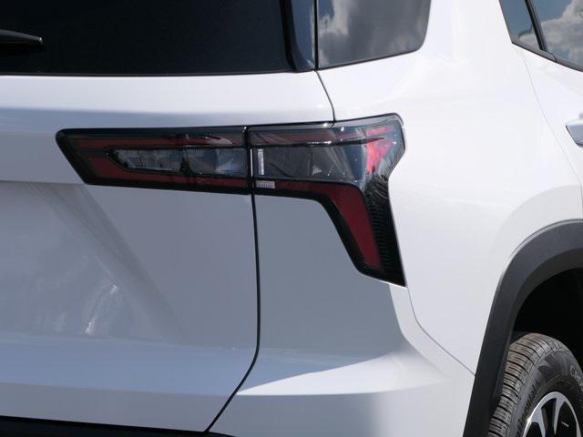 new 2026 Chevrolet Equinox car, priced at $32,998