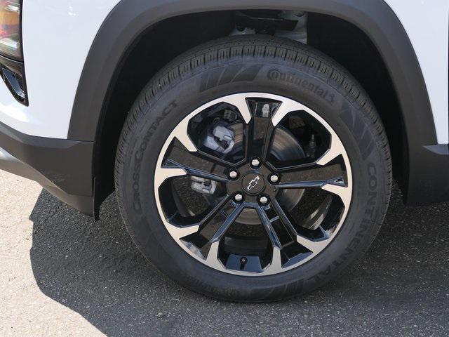 new 2026 Chevrolet Equinox car, priced at $32,998