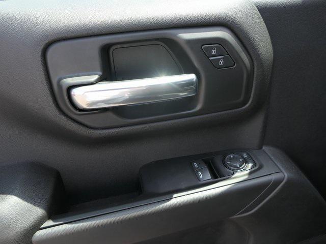new 2025 Chevrolet Silverado 1500 car, priced at $34,995