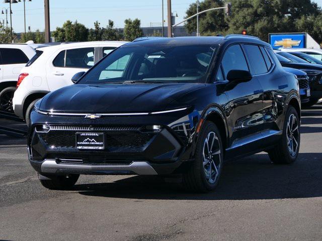 new 2025 Chevrolet Equinox car, priced at $40,090