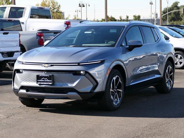 new 2025 Chevrolet Equinox car, priced at $40,090