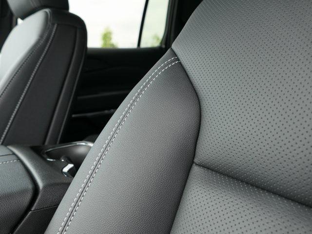 new 2025 Chevrolet Traverse car, priced at $45,980