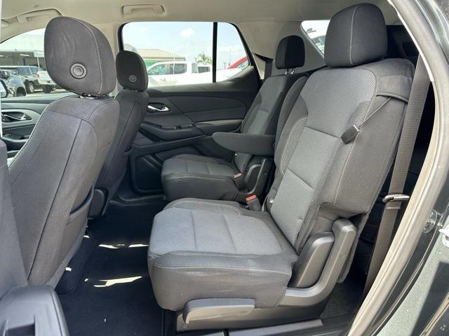 used 2021 Chevrolet Traverse car, priced at $27,998