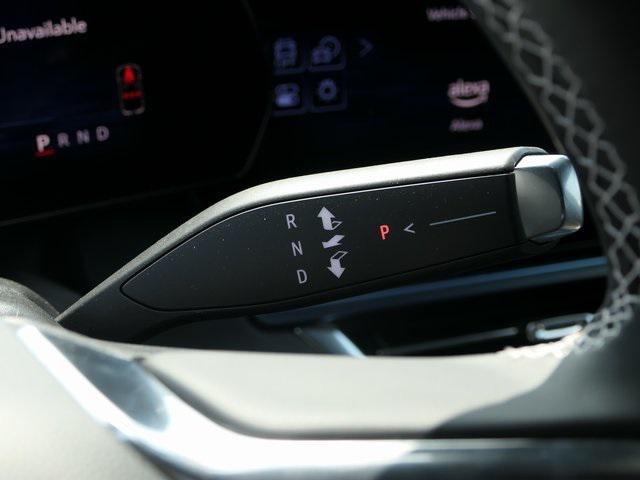 new 2025 Chevrolet Equinox EV car, priced at $35,010