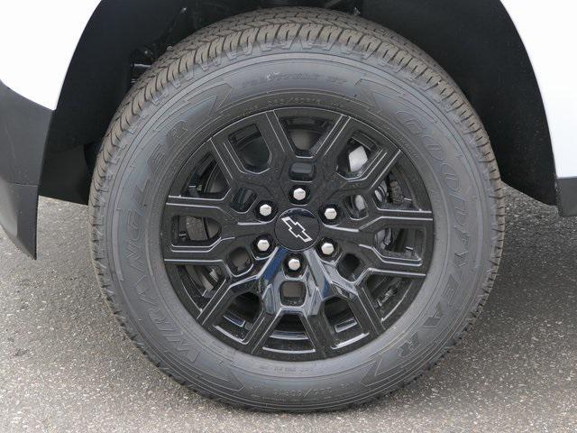 new 2025 Chevrolet Colorado car, priced at $30,995