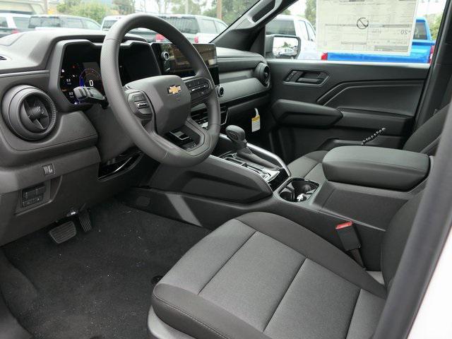 new 2025 Chevrolet Colorado car, priced at $30,995