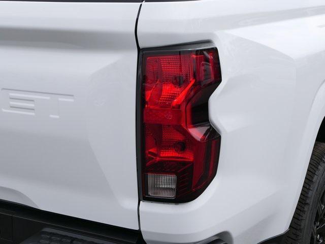 new 2025 Chevrolet Colorado car, priced at $30,995
