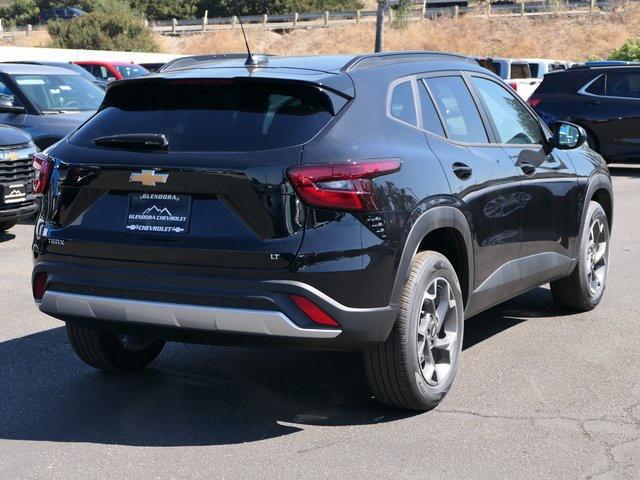 new 2025 Chevrolet Trax car, priced at $25,330