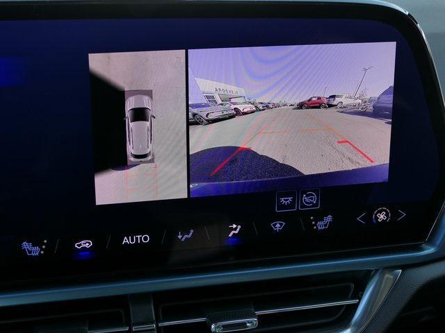 used 2024 Chevrolet Equinox EV car, priced at $25,998